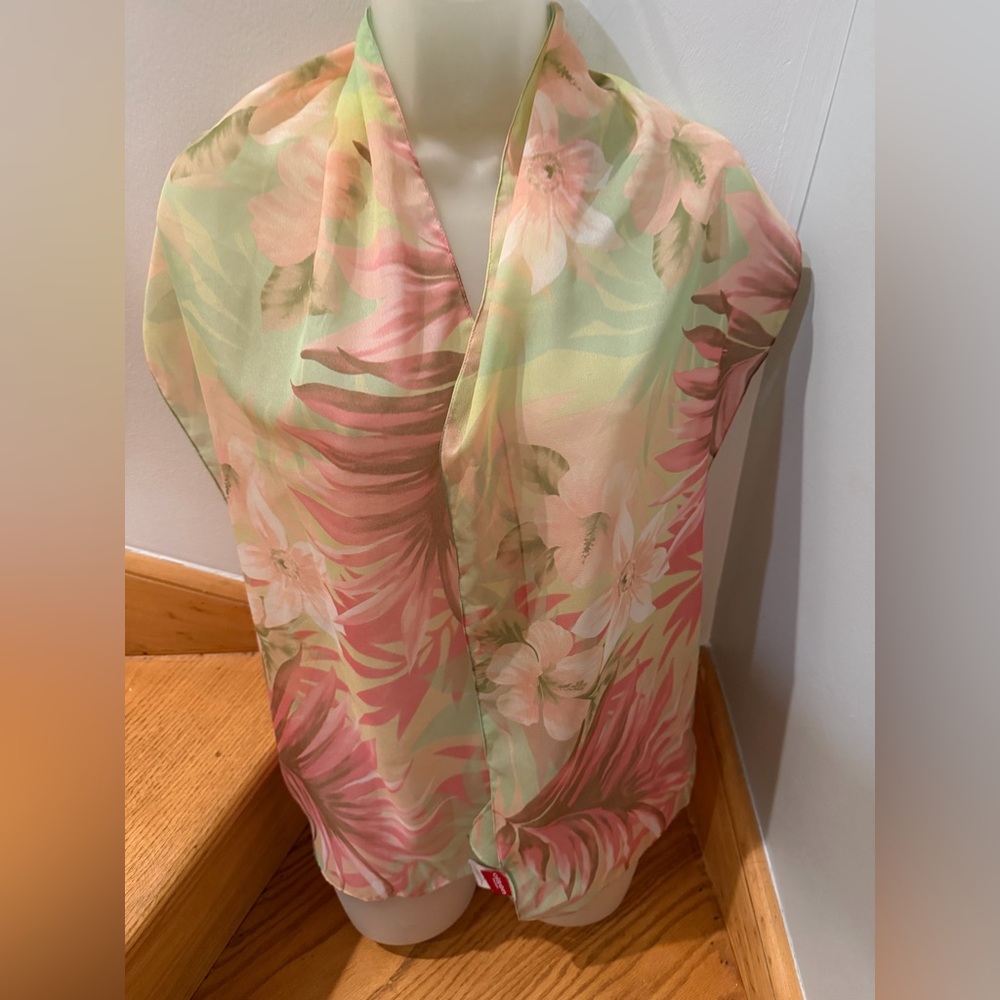 Olsen Europe Scarf Tropical Floral Airy Pattern, Lightweight Feel. Made in Italy